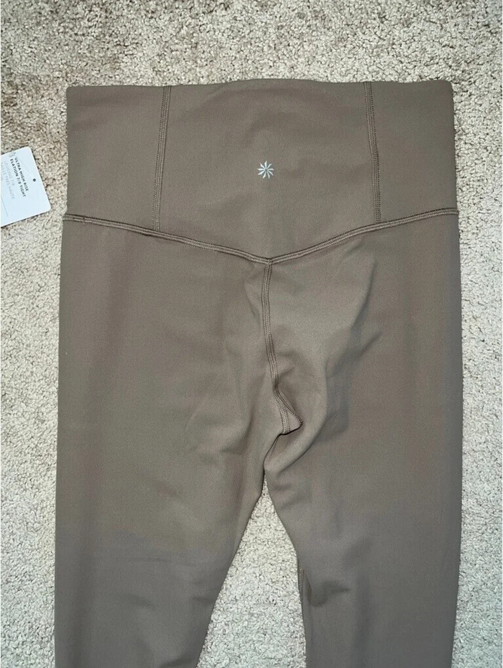 NWT Ultra High Rise Elation 7/8 tight S Pyrite